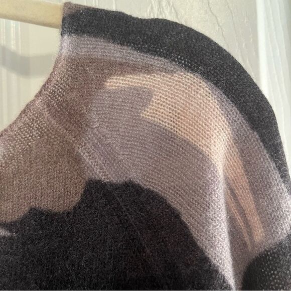 Skull Cashmere Camouflage Skull Sweater - Lavender and Gray NWOT - Picture 5 of 6